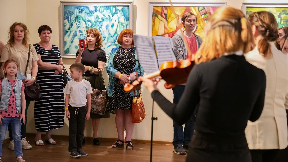 Открытие выставки "На сибирском морозе калина"